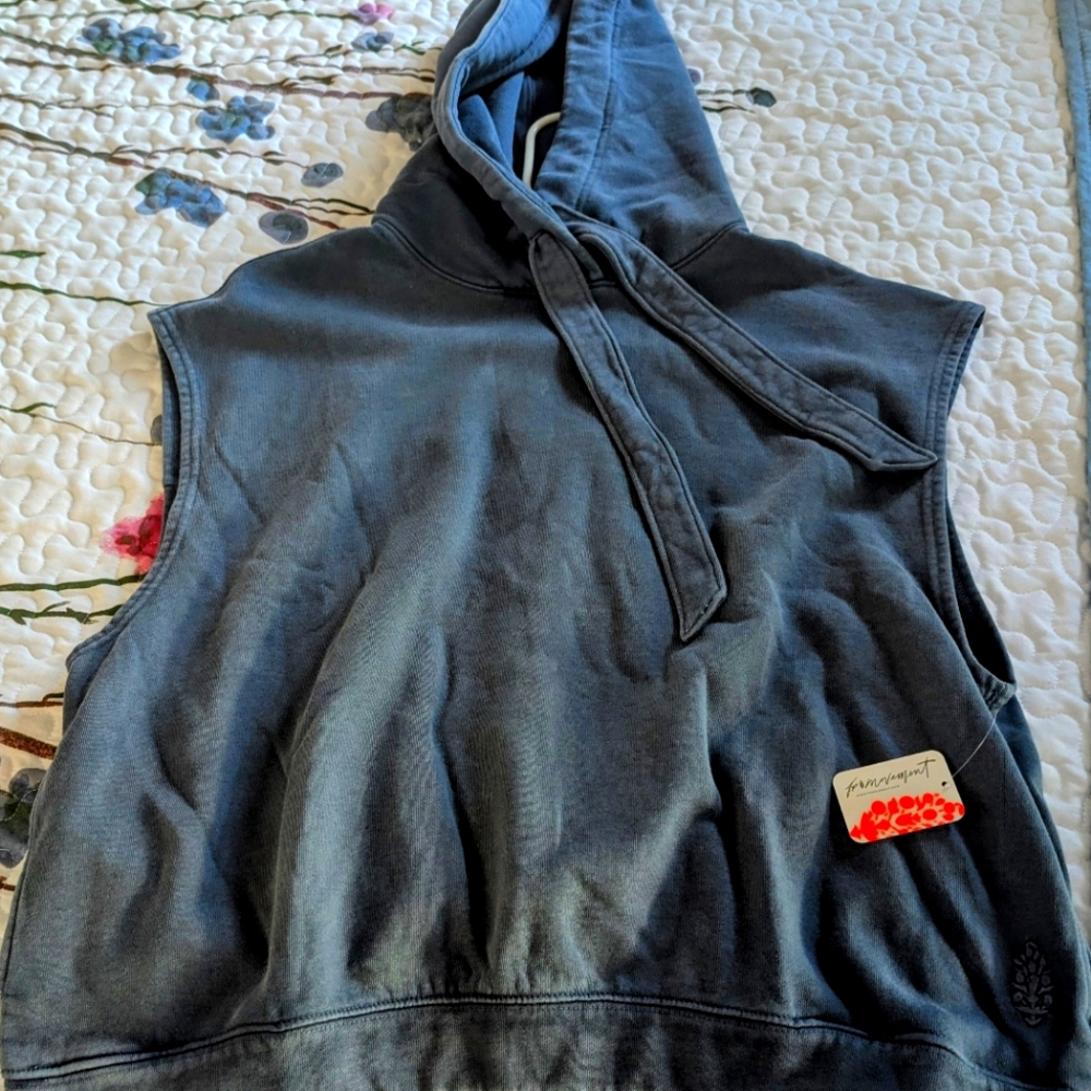 Women's Sleeveless Hoodie in Blue